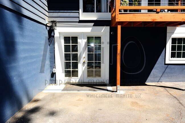 Foto del edificio - 1624 S Grand Blvd