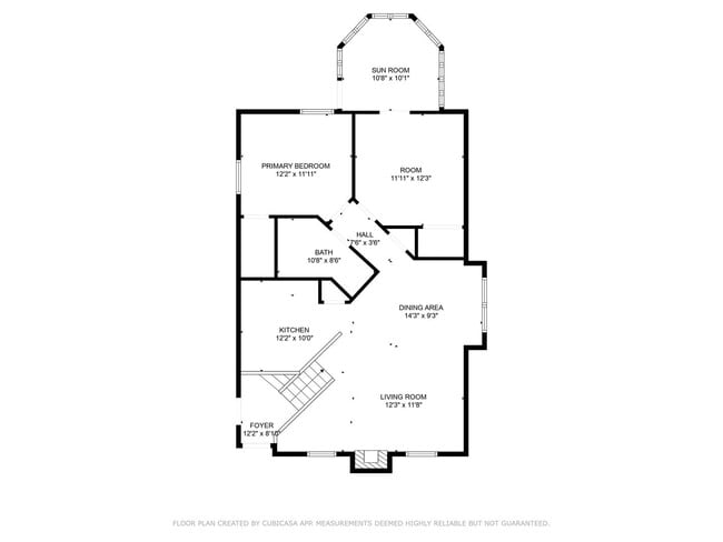 Building Photo - Charming 3-Bedroom Home FOr Rent with Sunroom, Fenced Backyard & Attached Garage