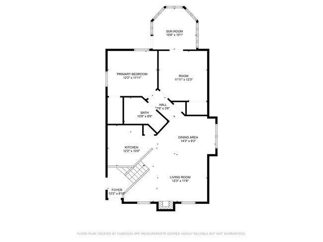 Foto del edificio - Charming 3-Bedroom Home FOr Rent with Sunroom, Fenced Backyard & Attached Garage