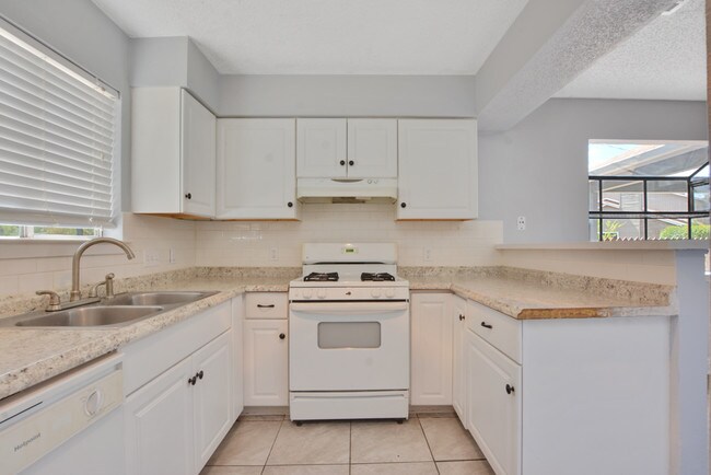 Foto del edificio - 6001 Westcreek Dr