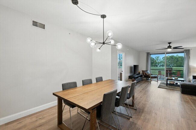 Foto del edificio - 11720 St Andrews Place St