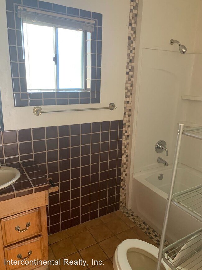 Foto del edificio - 2 br, 2 bath House - 146 S. Dunning St.
