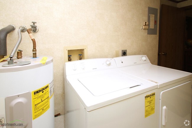 In-unit Laundry - Oakwood Park Apartments