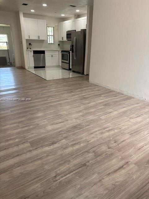 Foto del edificio - 831 NE 157th Ter
