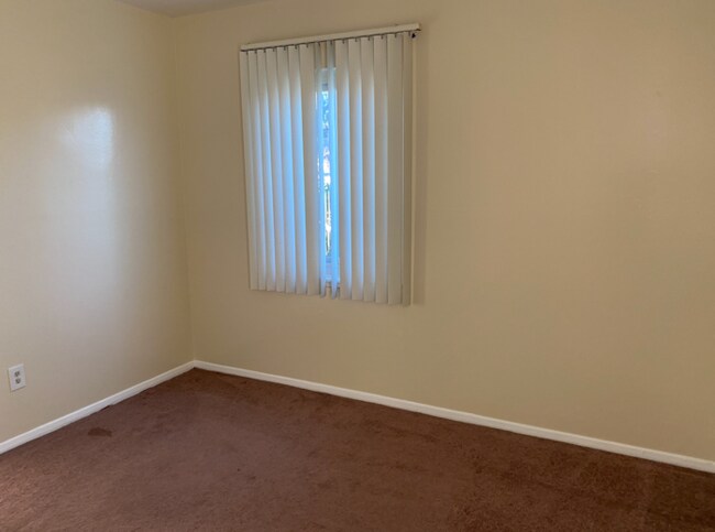 Building Photo - 3363 Idlewild Way