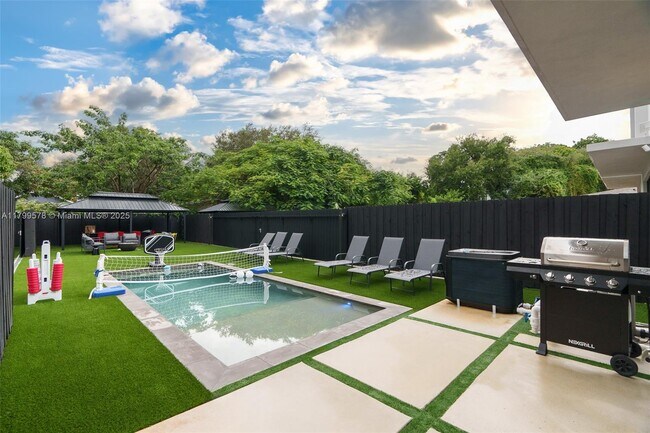 Foto del edificio - 410 NW 52nd St