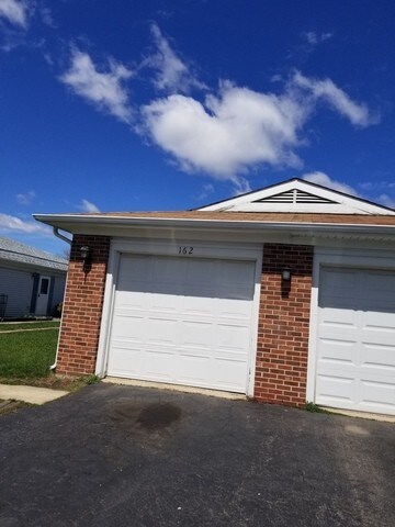 Primary Photo - 162 W Stevenson Dr