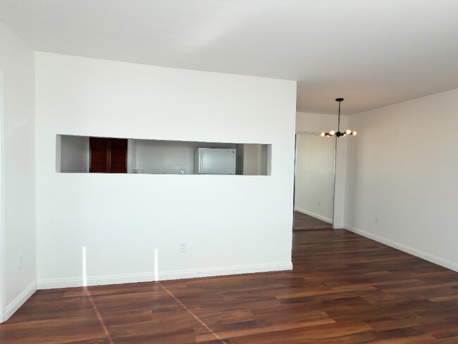 Foto del edificio - 4953 Barstow St