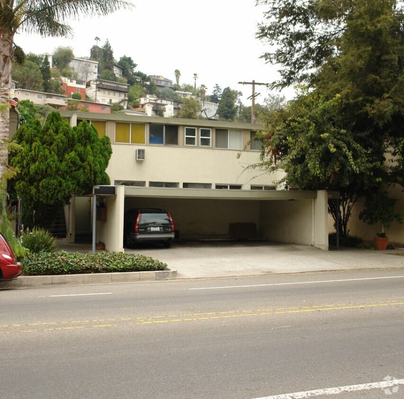 Building Photo - 1731 Silver Lake Blvd
