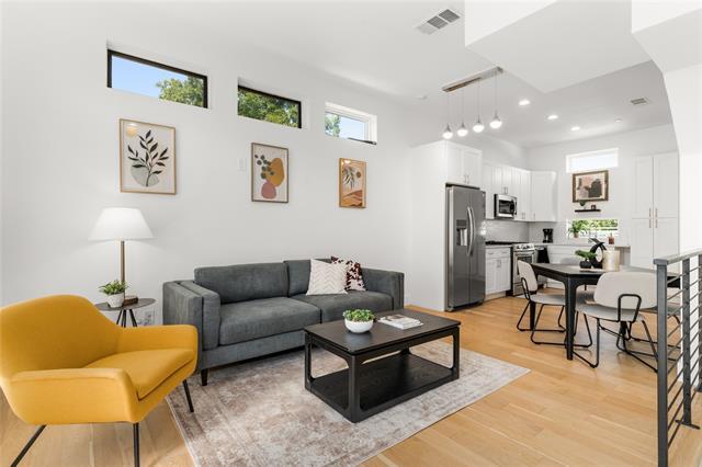 Foto del edificio - 4223 Delano Pl