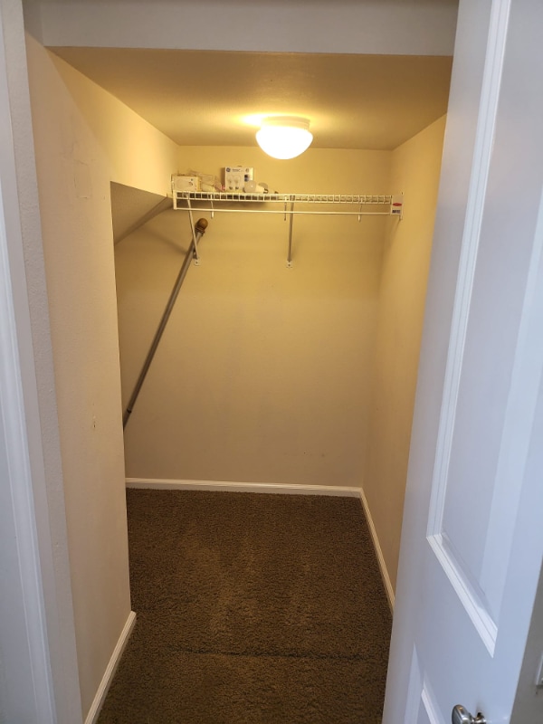 Building Photo - 4601 Strathmore Cir SW