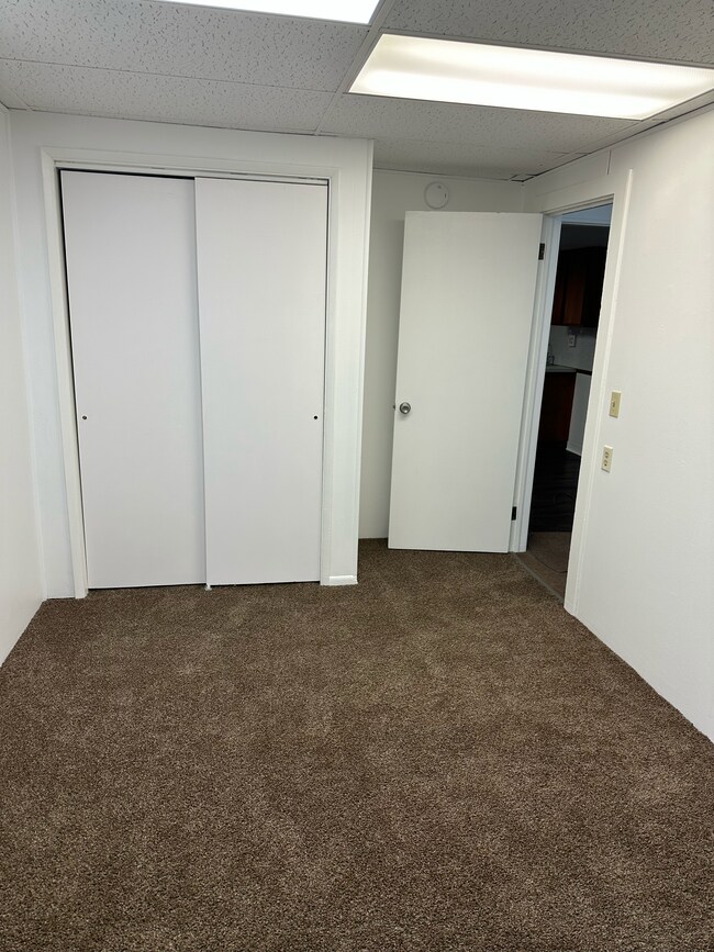 Dormitorio delantero 2 - 265 Rochester St