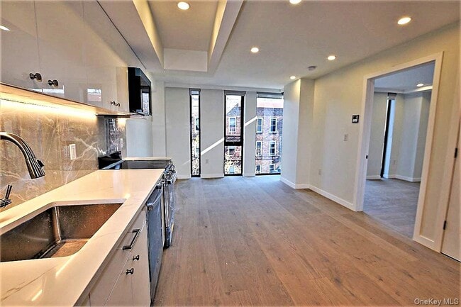 Foto del edificio - 41-26 44th St