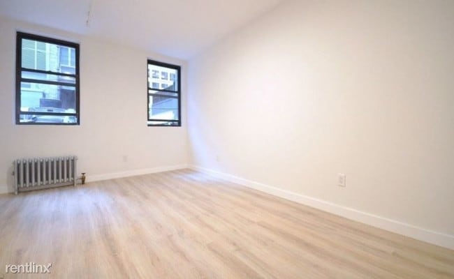 Building Photo - 241 W 54th St