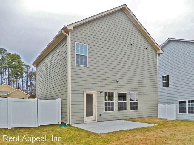 Foto del edificio - 3 br, 2.5 bath House - 61 Howard Ave