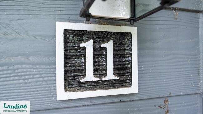 Building Photo - 2030 Northcliffe Dr