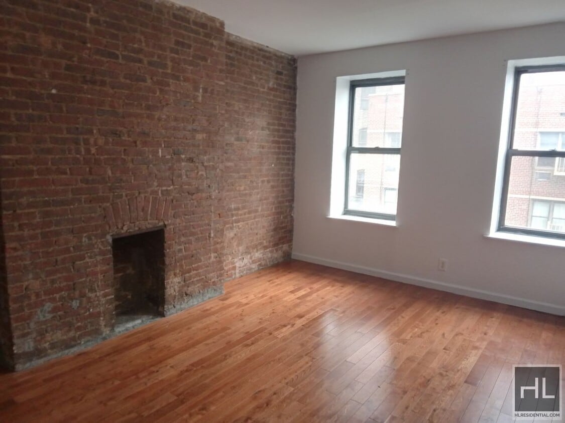 Primary Photo - EAST 89 STREET
