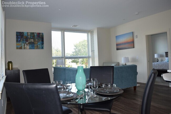 Foto del edificio - 166 Eastern Ave