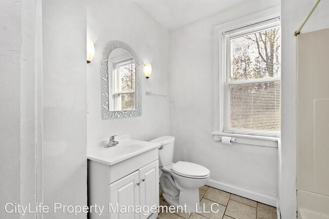 Building Photo - 4 br, 2 bath House - 98 Wyoming Street