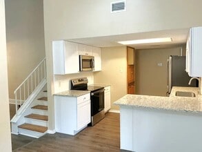 Building Photo - 1302 Brookmeadow Ct