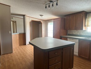 Building Photo - 11685 W Small Oaks Ln
