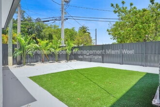 Building Photo - 210 Beacom Blvd