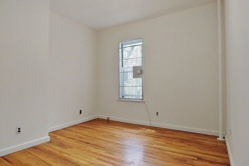 Foto del edificio - 328 E 66th St