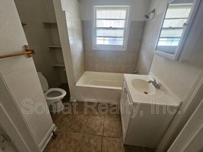 Foto del edificio - 3506 Live Oak St