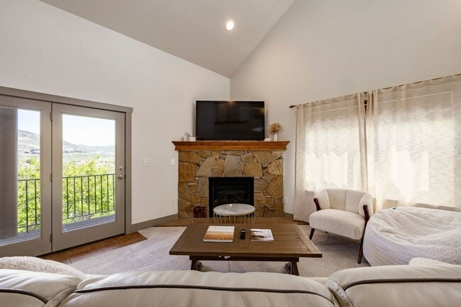 Foto del edificio - 1490 W Alpine Ave
