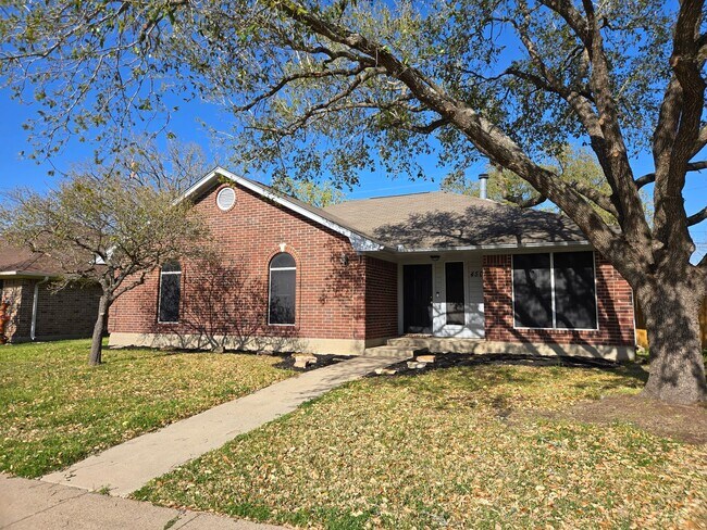 Foto del edificio - Bryan - 3 Bedroom - 2 Bath home with garag...
