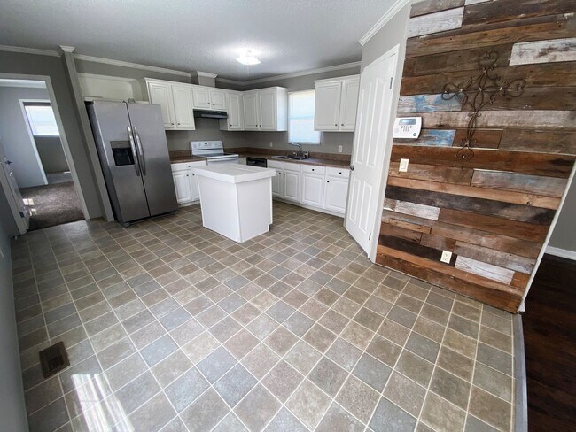 Foto del edificio - 3 bedroom/2 bathroom mobile home for rent ...