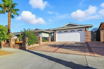 Building Photo - 2908 Croft Dr