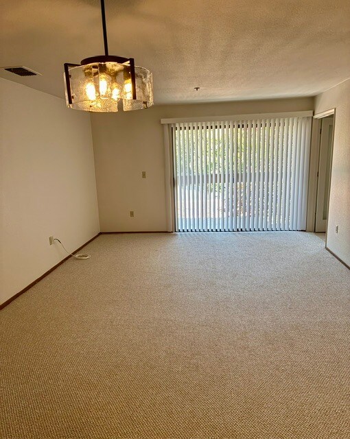 Foto del edificio - 1422 S Villa Way