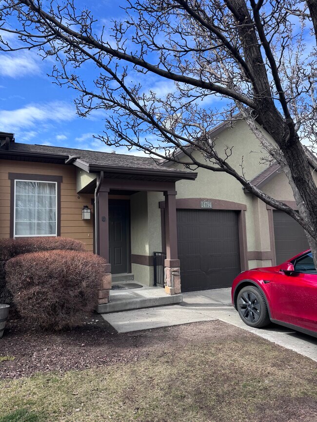 Building Photo - 14794 S Granite Ridge Ln