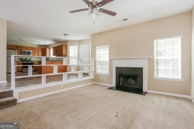 Foto del edificio - 6899 Smoke Ridge Dr