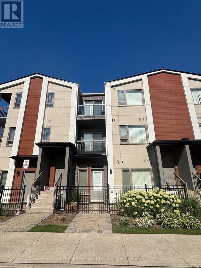 Building Photo - 60-60 Orchid Pl Dr