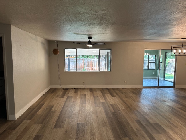 Foto del edificio - 2177 N 24th St