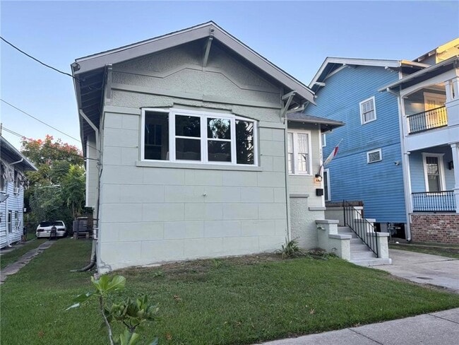 Foto del edificio - 2427 Peniston St