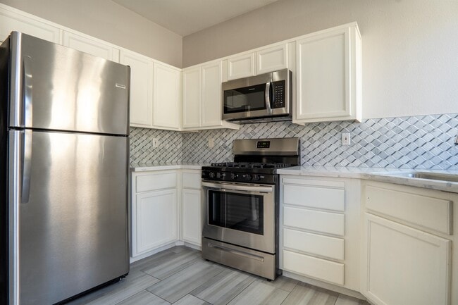 Foto del edificio - 1066 Wild Fern Ct