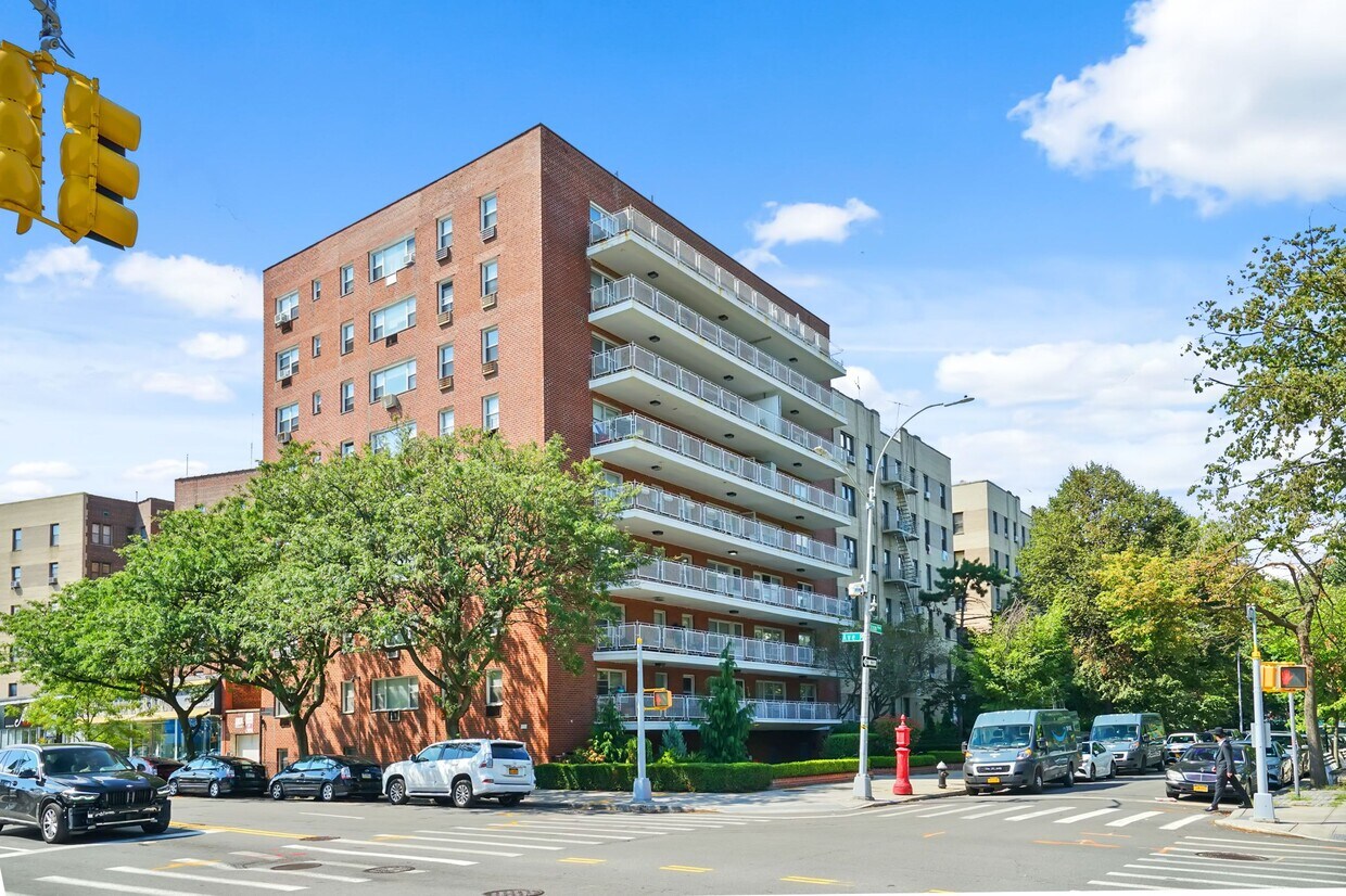 Primary Photo - 1608 Ocean Pkwy