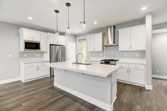 Building Photo - 320 Barbato Ln