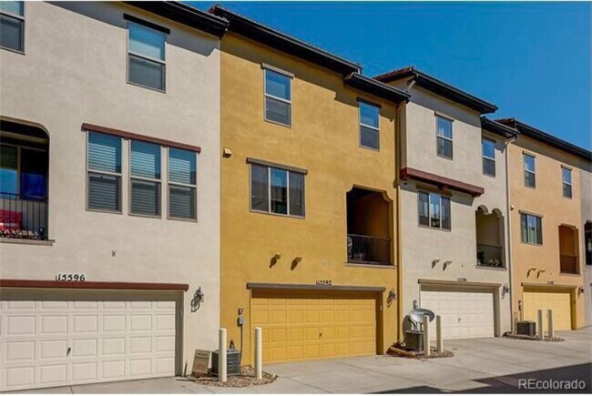 Foto del edificio - 15592 W Wesley Ave