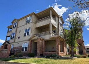 Building Photo - 12820 Ironstone Way