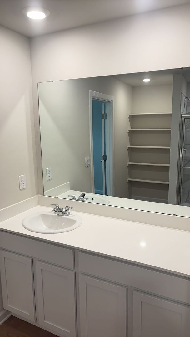 Building Photo - Brand New 4 Bedroom 2 Bath Home in Yukon S...