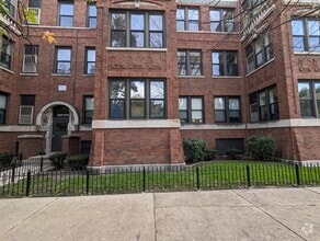 Building Photo - 3145 W Medill Ave