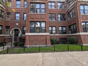 Building Photo - 3147 W Medill Ave