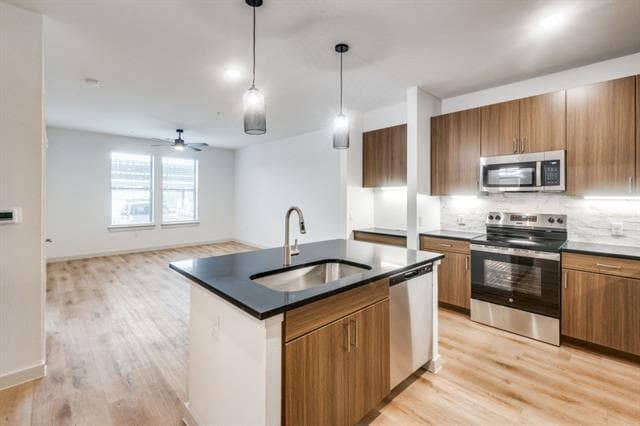 Foto principal - 512 N Ewing Ave