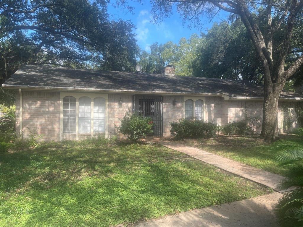 Primary Photo - 7726 Streamside Dr