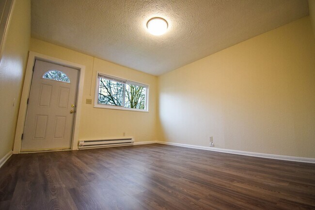 Building Photo - KIL-2121-2125