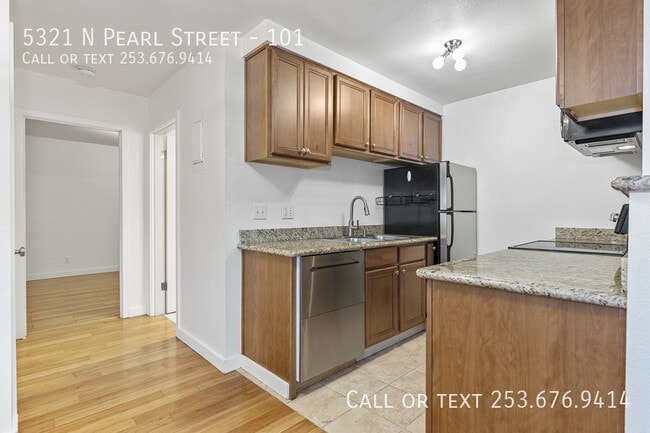 Building Photo - 5321 N Pearl St
